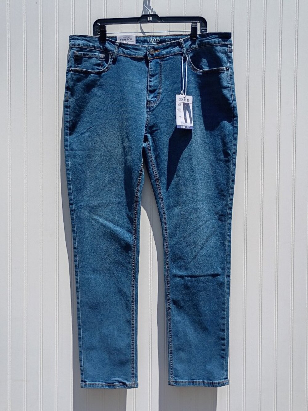 NWT Men's Izod Blue Jeans 38 x 32 Slim Fit Zip Fly Skyline Wash Denim